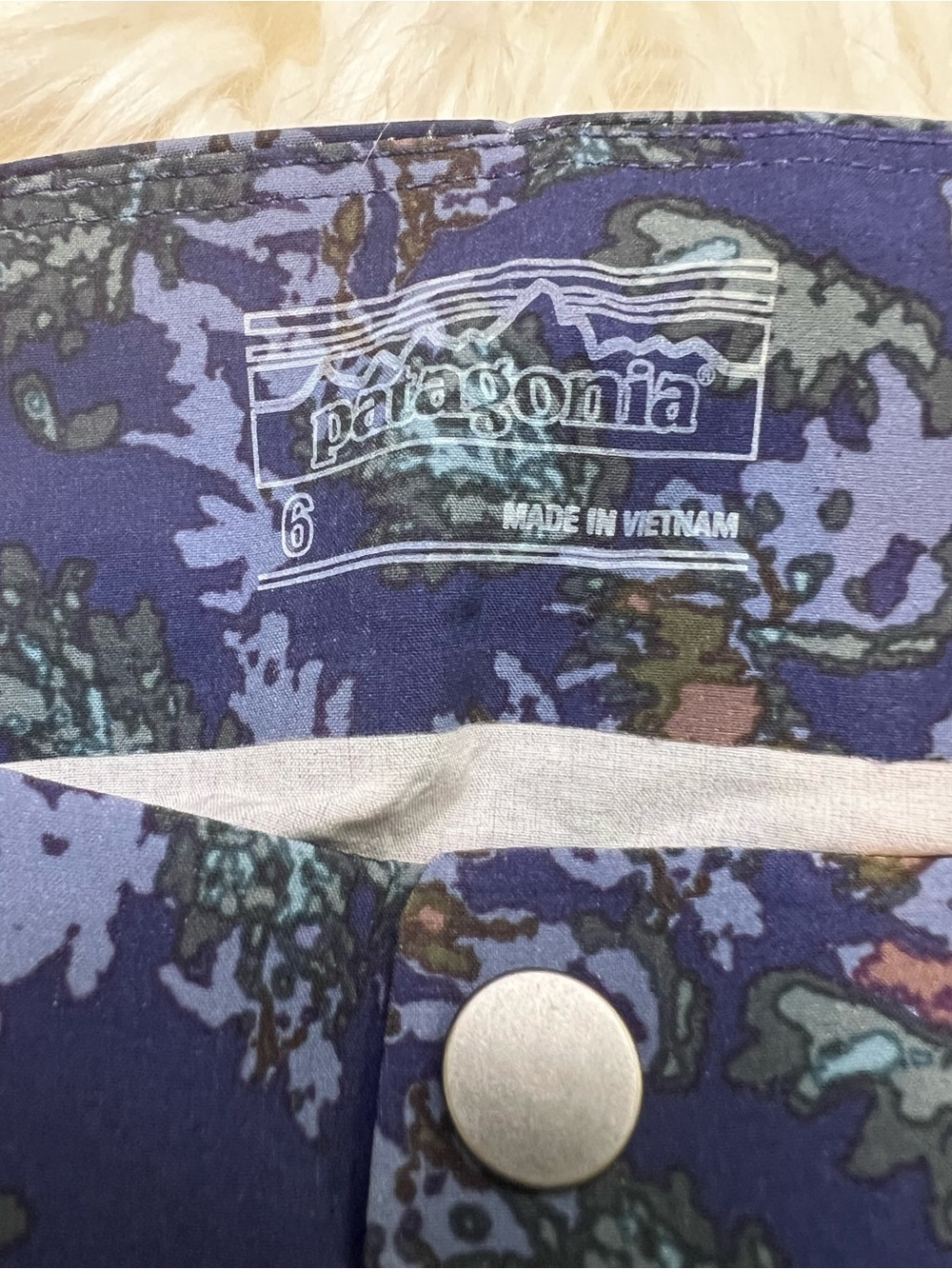 PATAGONIA WOMEN'S DIRT ROAMER
MOUNTAIN BIKE SHORTS. Size 6. New With Tags. - Picture 4 of 11